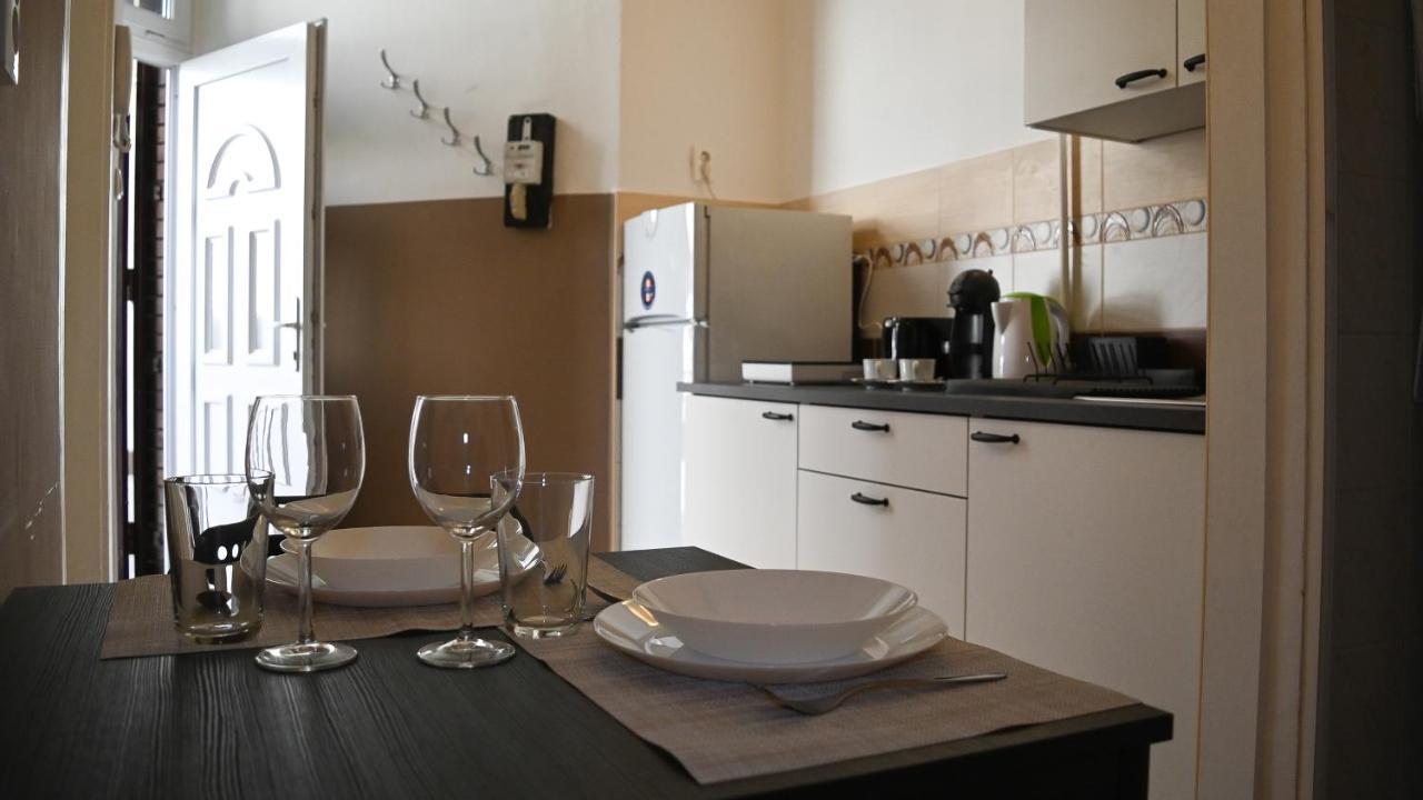Your Home In Budapest: Cozy, Central & Silent 外观 照片